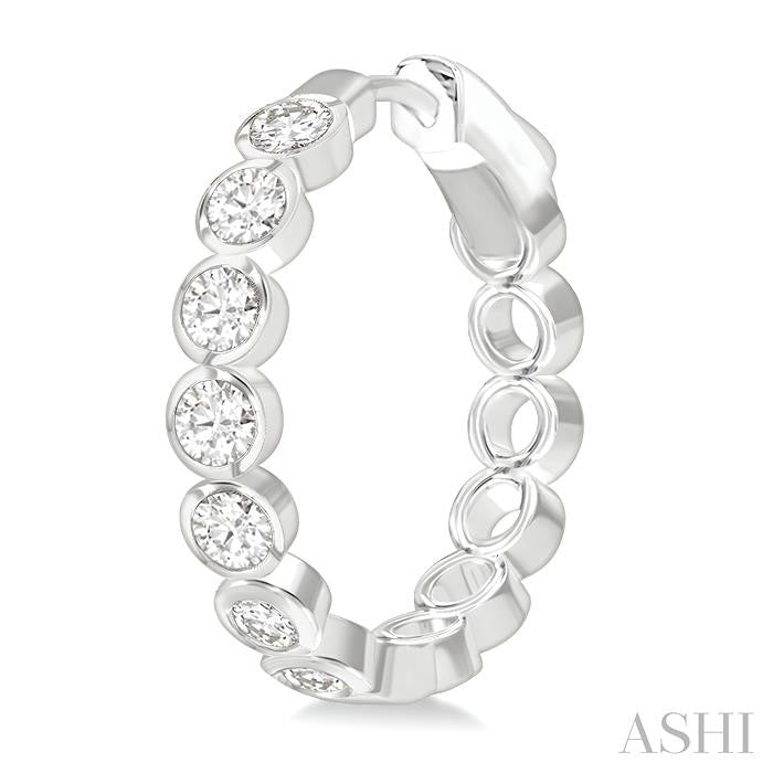 ASHI Round Shape Bezel Set Diamond Fashion Hoop Earrings 630F0PPFGERWG-RD