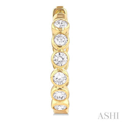 ASHI Round Shape Bezel Set Diamond Fashion Hoop Earrings 630F0PPFGERYG-RD