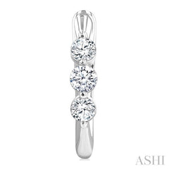 ASHI 3 Stone Diamond Hoop Earrings 631F3PPFGERWG