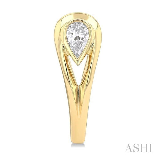 ASHI Pear Shape Diamond Half Hoop Fashion Earrings 637G5PPFGERYG