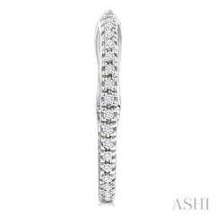 ASHI Inside-Out Diamond Skinny Hoop Earrings 638E8PPTSERWG