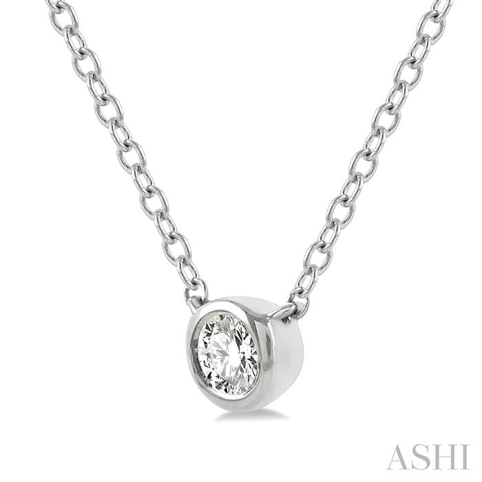 ASHI Bezel Set Petite Diamond Fashion Pendant 646C8PPTGPDWG