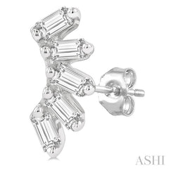 ASHI Petite Baguette Diamond Fashion Earrings 646G8PPTGERWG