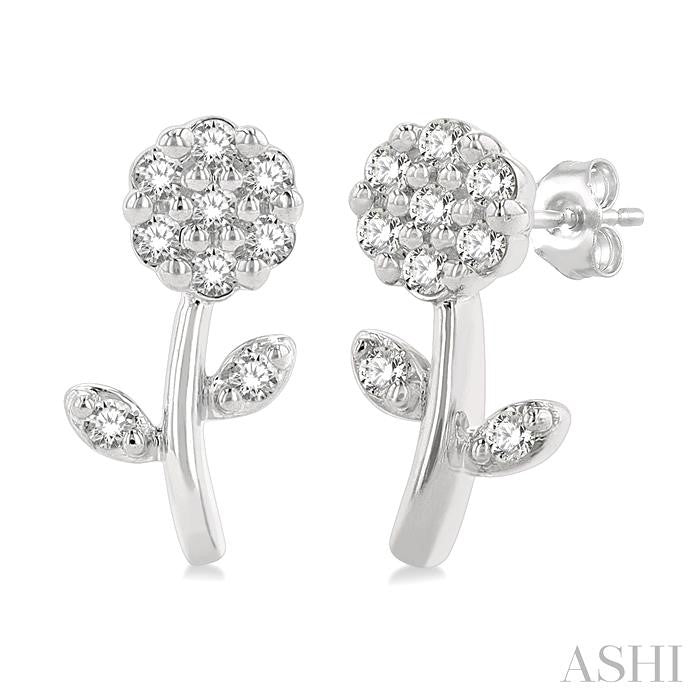 ASHI Flower Petite Diamond Fashion Earrings 647L8PPTSERWG