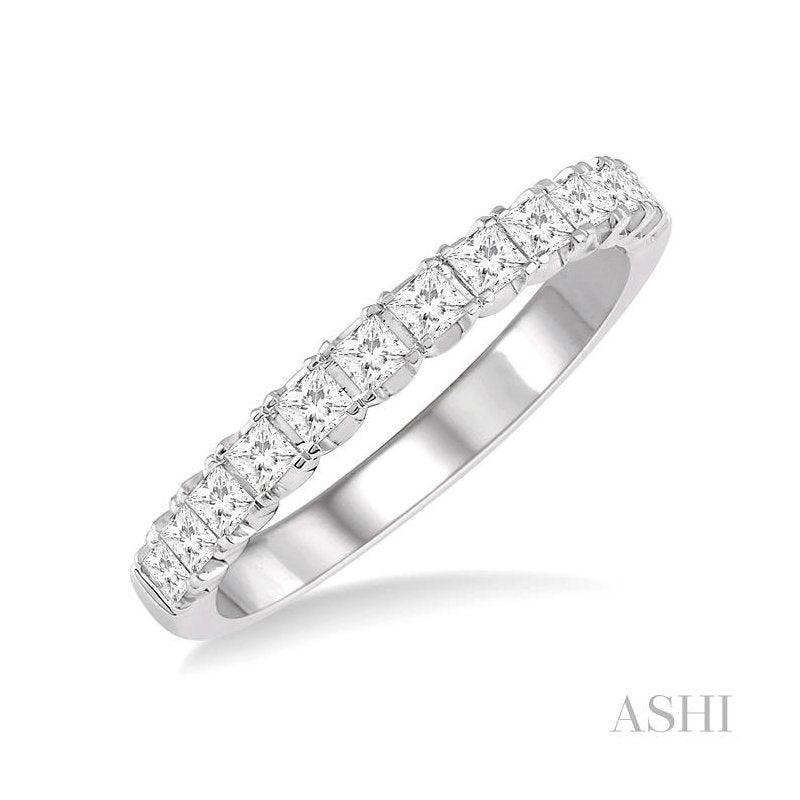 ASHI Endless Embrace Diamond Wedding Band 240K3PPFHWG-WB