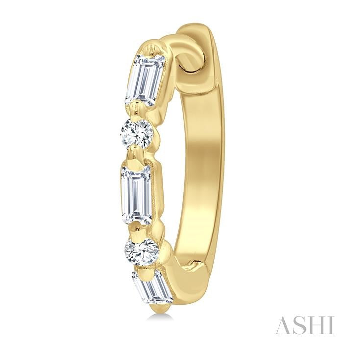 ASHI Petite Diamond Huggie Fashion Earrings 675X7PPTGERYG