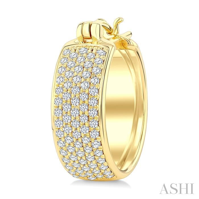 ASHI Diamond Fashion Huggie Earrings 678X2PPFSERYG