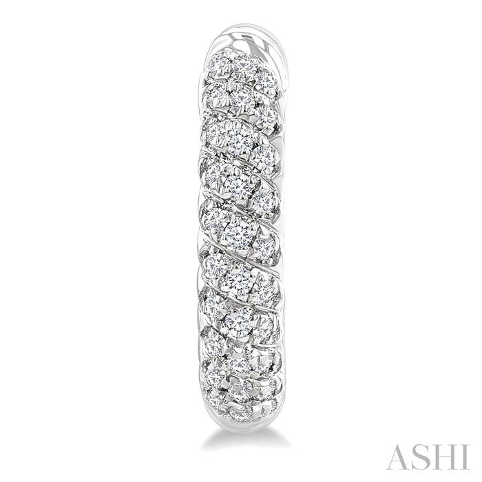 ASHI Twisted Petite Diamond Huggie Fashion Earrings 680W7PPTSERWG