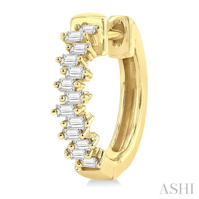 ASHI Scatter Petite Baguette Diamond Huggie Fashion Earrings 689V5PPTGERYG