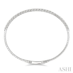 ASHI Diamond Halfway Straight Flex Bangle 700W0PPFGWG-2.00