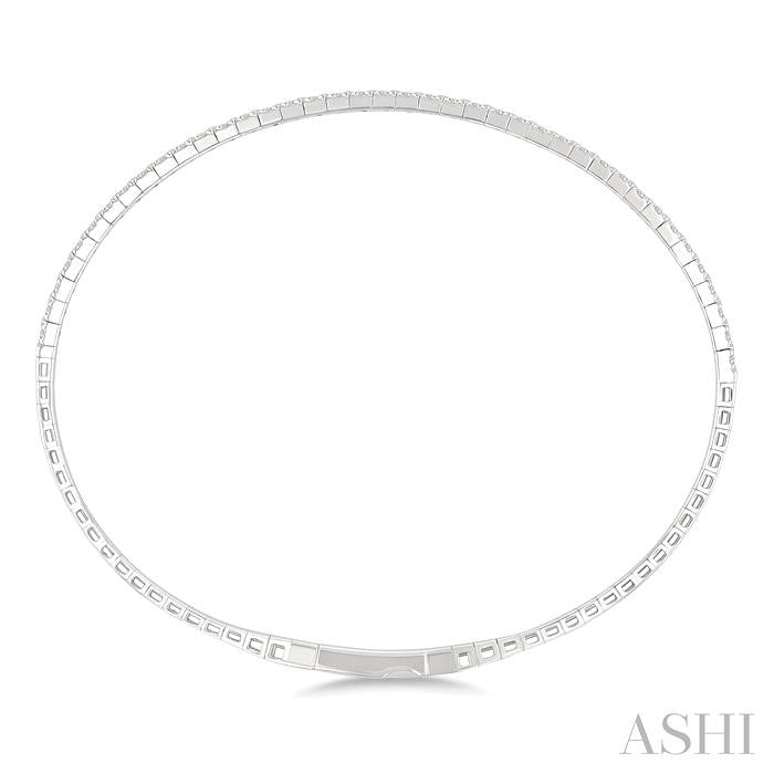 ASHI Diamond Halfway Triangle Flex Bangle 702W6PPFGWG