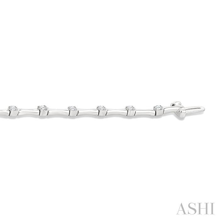 ASHI Diamond Fashion Bamboo Bracelet 70741PPFGWG