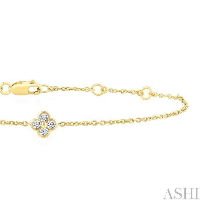 ASHI Clover Bezel Petite Diamond Fashion Chain Bracelet 715E0PPTGYG