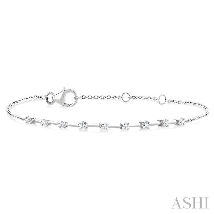 ASHI Floating Diamond Fashion Chain Bracelet 720AQPPTGWG