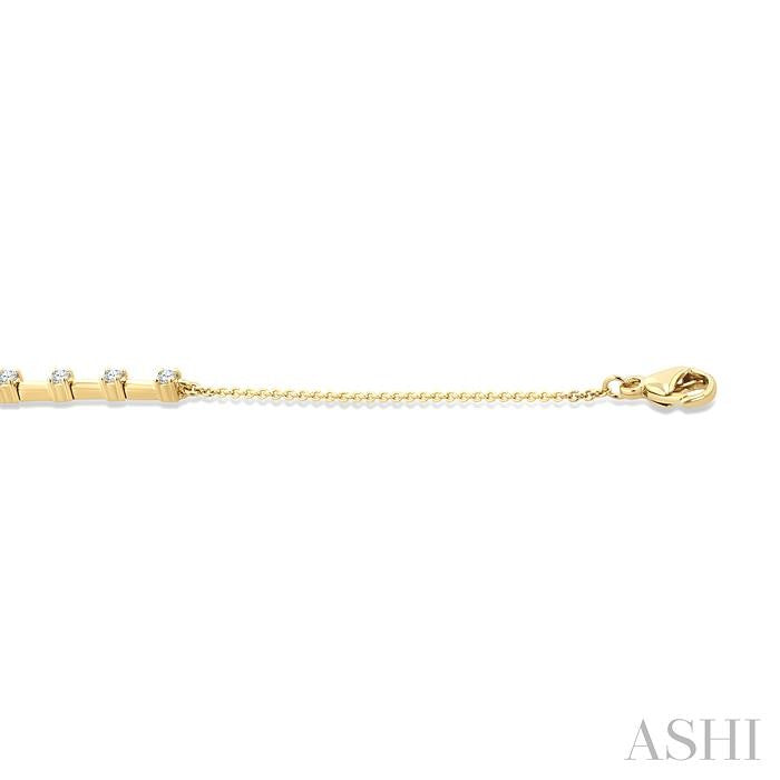 ASHI Floating Diamond Fashion Chain Bracelet 720AQPPTGYG