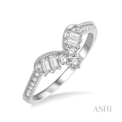 ASHI Chevron Baguette Diamond Wedding Band 30434PPFHWG
