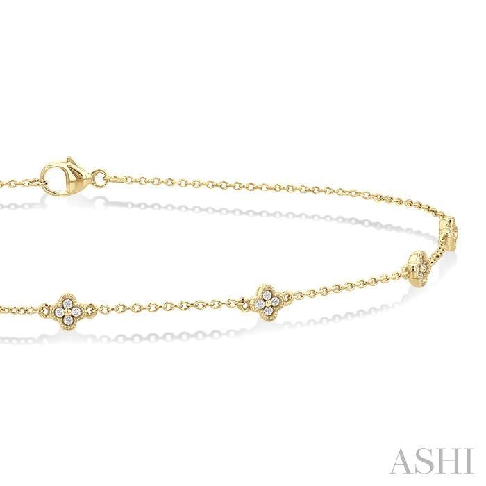 ASHI Clover Diamond Station Chain Bracelet 751A0PPTGYG