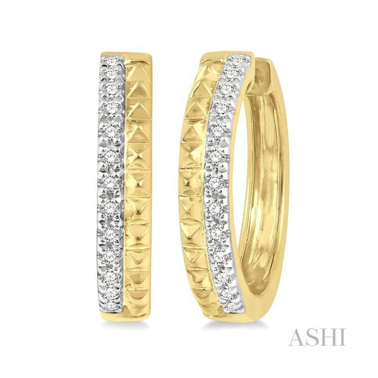 ASHI Pyramid Petite Diamond Huggie Fashion Earrings 668V8PPTSERYG