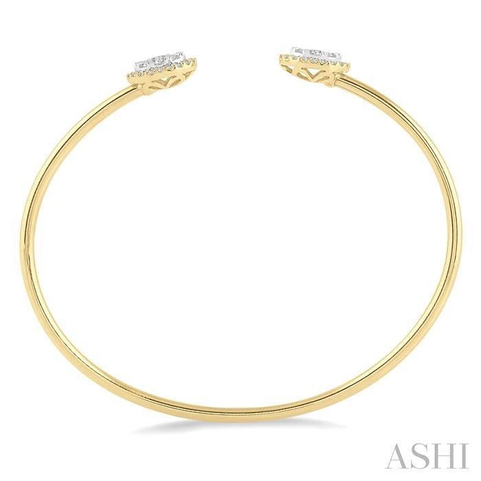 ASHI Stackable Oval Shape Halo Lovebright Essential Diamond Open Cuff Bangle 7987HPPFGYW