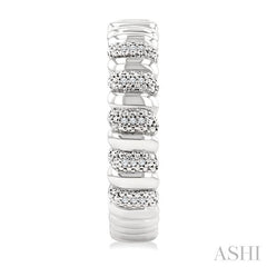 ASHI Silver Bold Ribbed Diamond Hoop Fashion Earrings 85738PPSSSLER