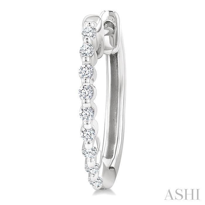 ASHI Silver Petite Diamond Fashion Hoop Earrings 85968PPSSSLER