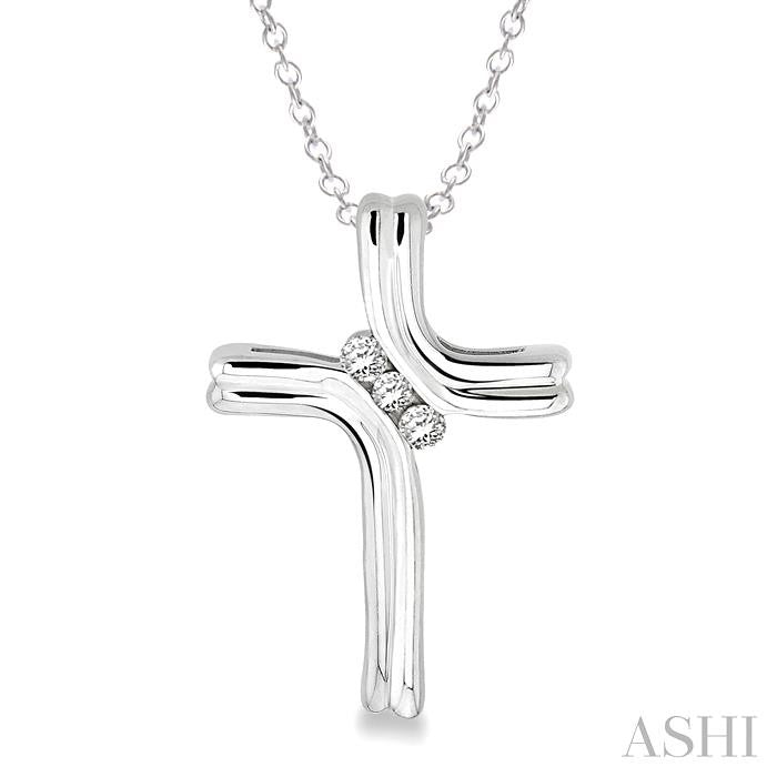 ASHI Silver Cross Diamond Fashion Pendant 86158PPSXSLPD
