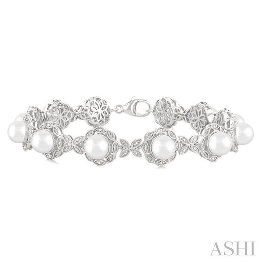 ASHI Silver Floral Pearl & Diamond Bracelet 88318PPSSWPSLTB