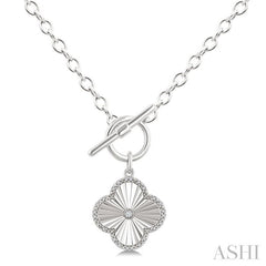 ASHI Silver Clover Fluted Toggle Diamond Fashion Necklace 883A8PPSGSLNK