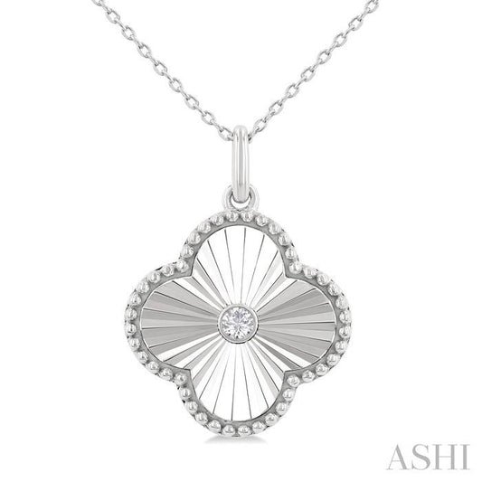 ASHI Clover Fluted Medallion Diamond Fashion Pendant 90449PPTGPDWG-CLV