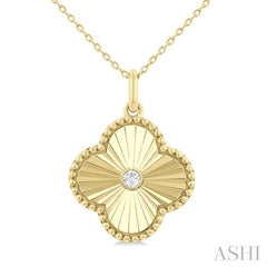 ASHI Clover Fluted Medallion Diamond Fashion Pendant 90449PPTGPDYG-CLV