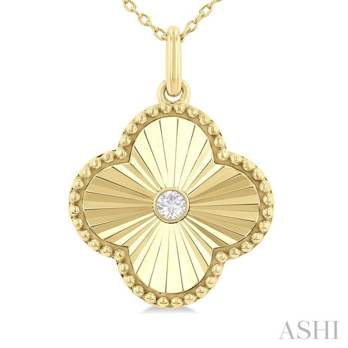 ASHI Clover Fluted Medallion Diamond Fashion Pendant 90449PPTGPDYG-CLV