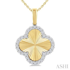 ASHI Clover Fluted Diamond Fashion Pendant 90476PPTGPDYW-CLV