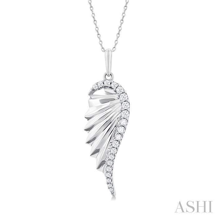 ASHI Angel Wings Fluted Diamond Fashion Pendant 90507PPFGPDWG
