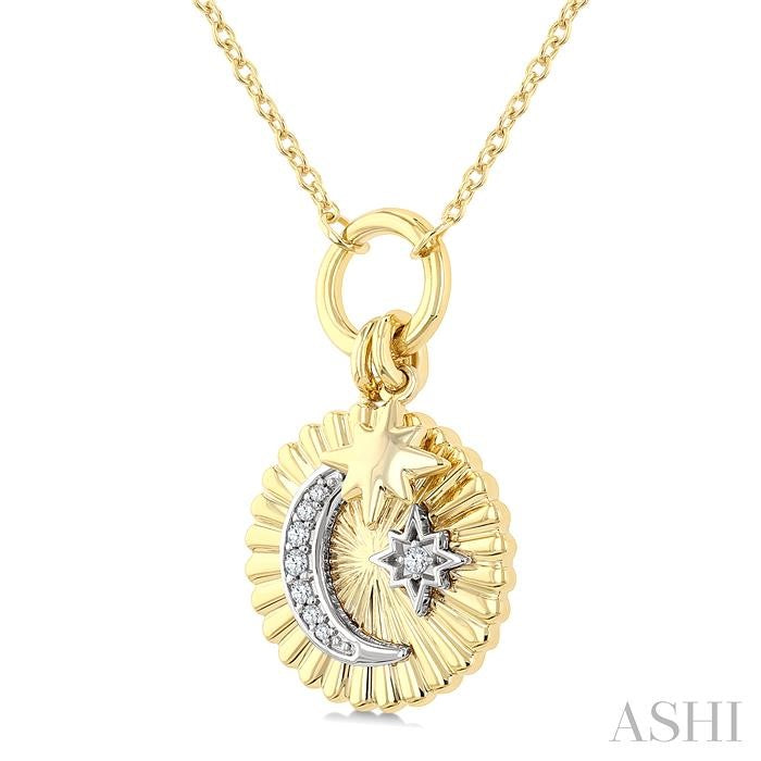 ASHI Crescent Moon & Star Charm Fluted Diamond Fashion Pendant 910J9PPTGPDYW