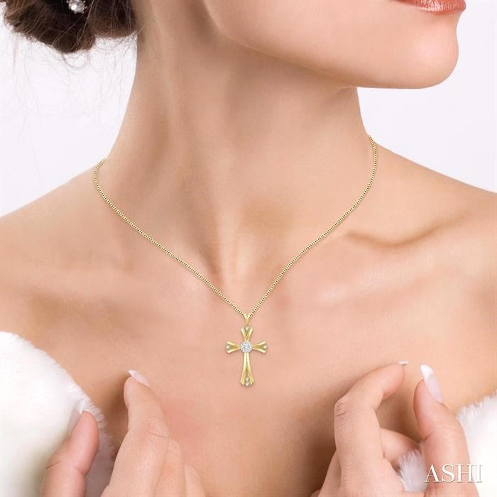 ASHI Cross Lovebright Diamond Fashion Pendant 913C6PPFGPDYW