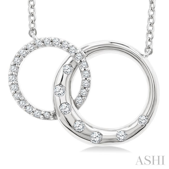 ASHI Mosaic Circle Interlock Diamond Fashion Pendant 914H8PPTGPDWG