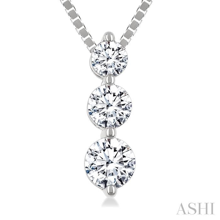 ASHI 3 Stone Diamond Fashion Pendant 915G5PPFGPDWG