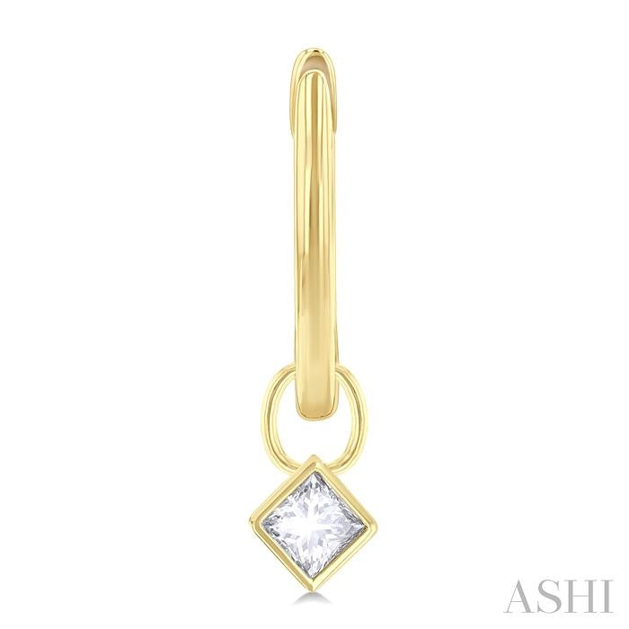 ASHI Princess Shape Bezel Set Diamond Huggie Fashion Earrings 918F5PPFGERYG-PRN