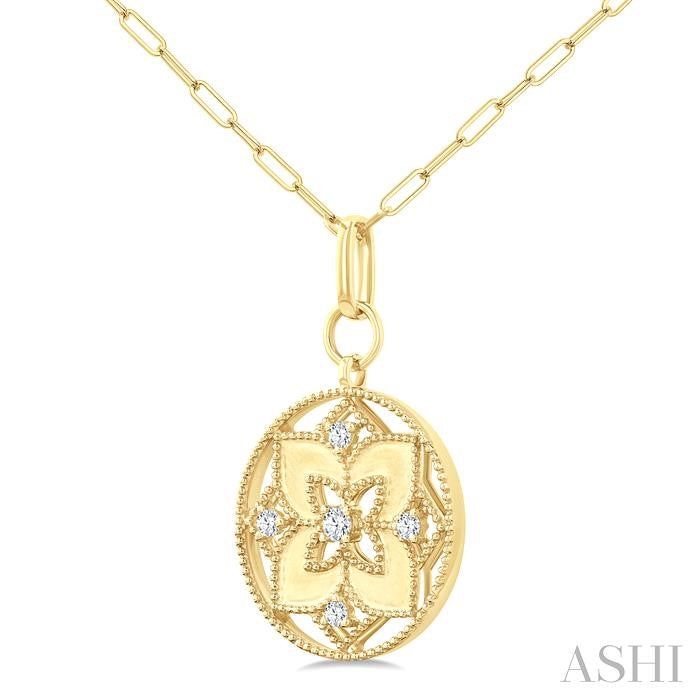 ASHI Floral Circle Paperclip Medallion Diamond Fashion Pendant 920F6PPFGPDYG