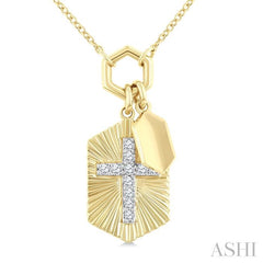 ASHI Cross Charm Fluted Diamond Fashion Pendant 920G8PPTGPDYW
