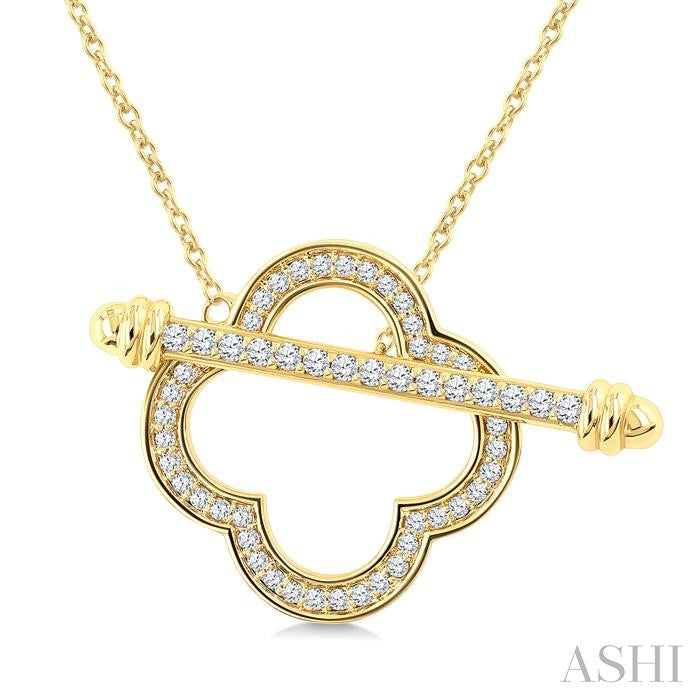 ASHI Clover Toggle Diamond Fashion Necklace 924HUPPTGNKYG