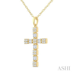 ASHI Cross Diamond Fashion Pendant 950E5PPFGPDYG