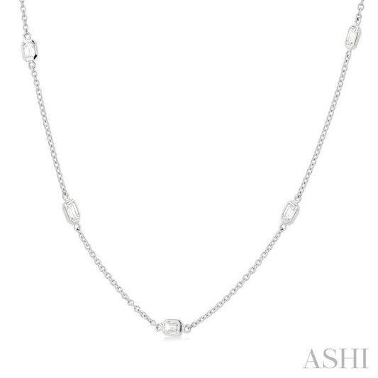 ASHI Emerald Shape Diamond Station Necklace 990A1PPFGNKWG-OC