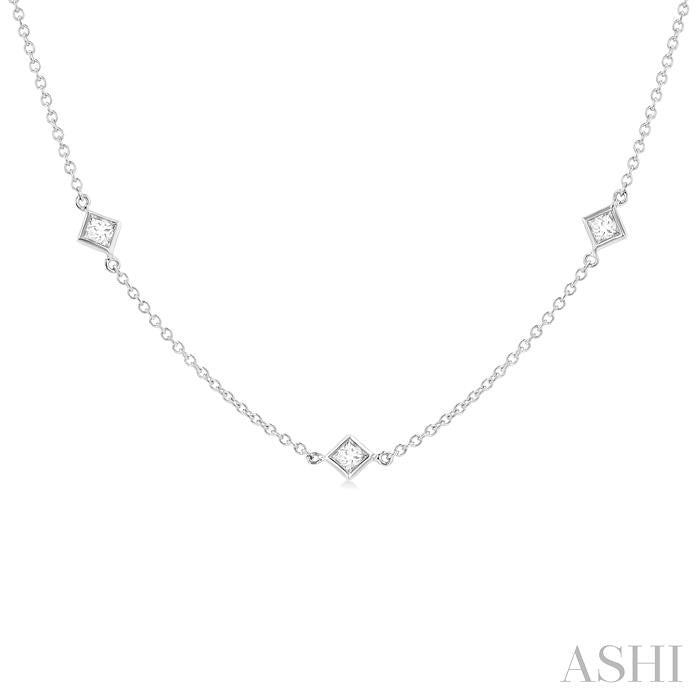 ASHI Princess Shape Diamond Station Necklace 990A1PPFGNKWG-PRN