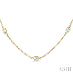 ASHI Emerald Shape Diamond Station Necklace 990A1PPFGNKYG-OC
