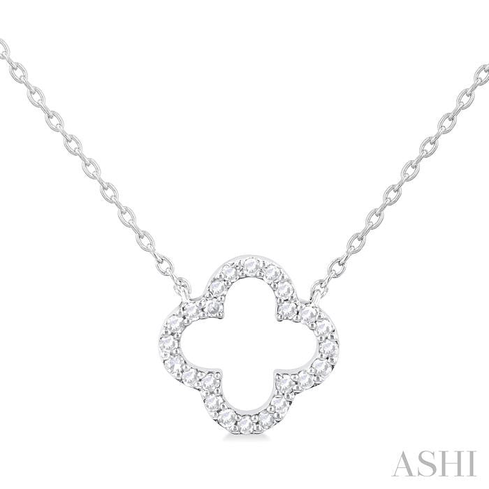 ASHI Clover Petite Diamond Fashion Pendant 995J8PPTSPDWG