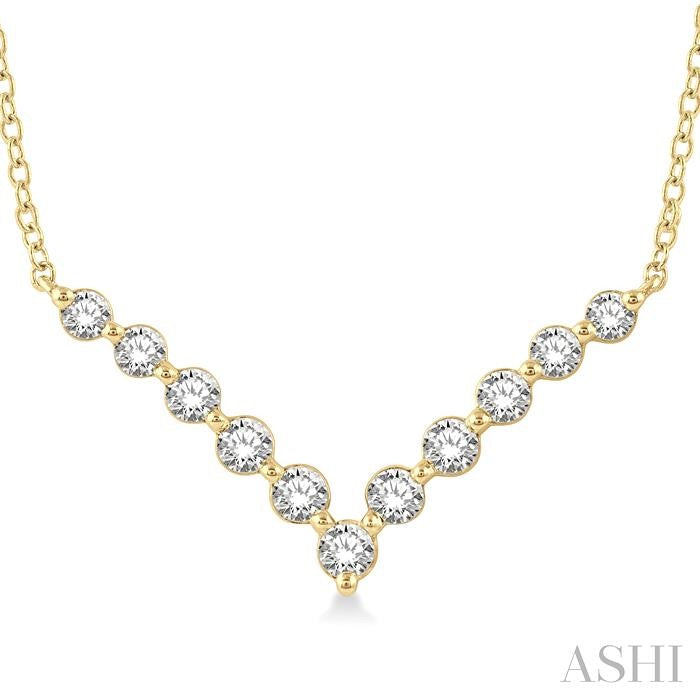 ASHI Chevron Diamond Necklace 996JHPPFGNKYG