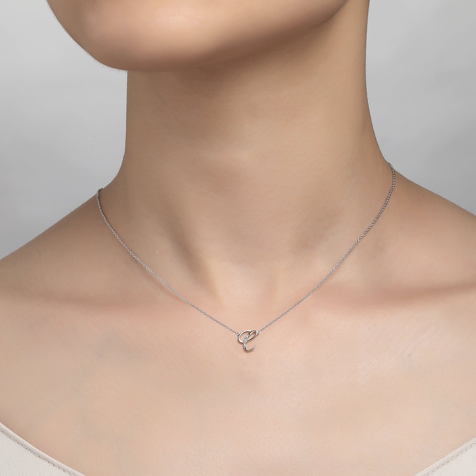 LAFONN Letter J Pendant Necklace 9N068CLP18