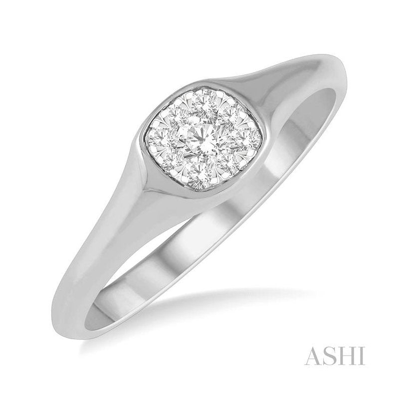 ASHI Cushion Shape Lovebright Essential Diamond Signet Ring 379M8PPFHWG