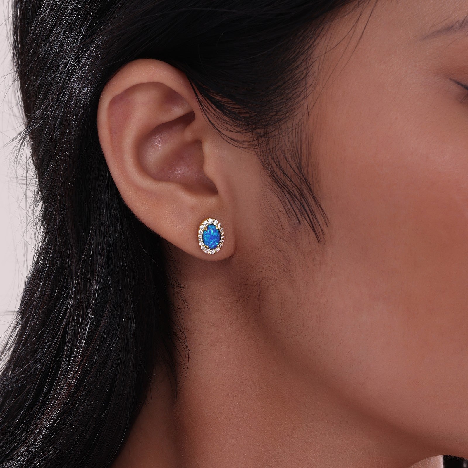 vintage-inspired-oval-stud-earrings